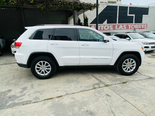 Jeep Grand Cherokee 3.6 Laredo 4x2