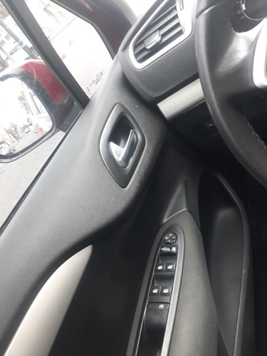 Imagen 9 de 10 de Citroën C4 Lounge Tendence Pack Gnc