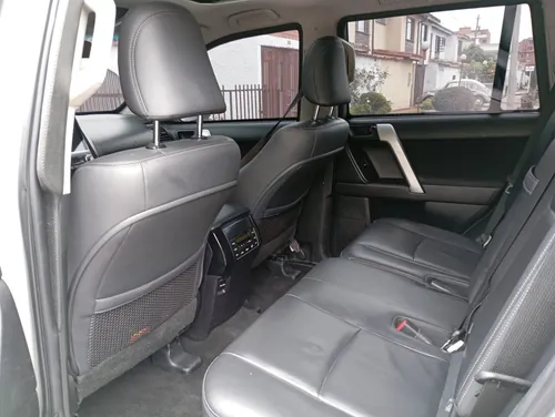 Toyota Prado Txl 4x4 Atm 7p Con Techo Y Cuero Nivel 2