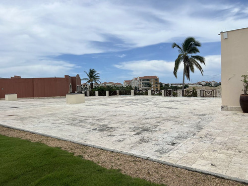 Apartamento En Venta En La Marina De Cap Cana Fishing Lodge