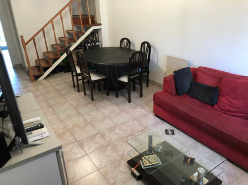 Casa 4 Ambientes En Vicente Lopez