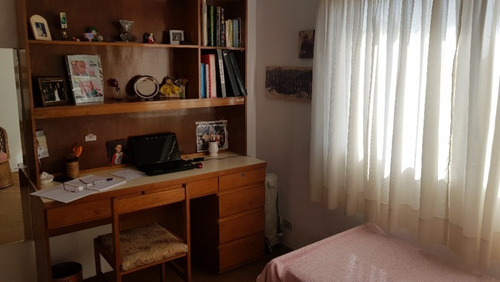 Imagen 9 de 14 de Hermosa Casa En Venta 4 Ambientes Con Garage Y Fondo Libre,