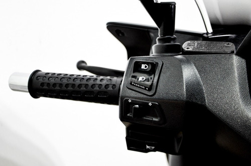 Imagen 19 de 25 de Sym Citycom Megascooter 300 I Automatico No Kymco Xtown