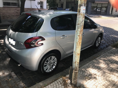 Peugeot 208 Allure 1.6 2017 Unico Dueño Todo Al Dia