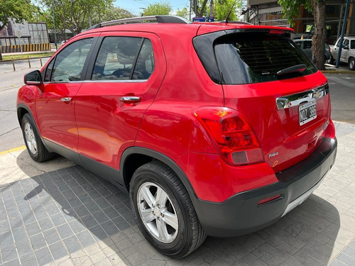 Imagen 4 de 9 de Chevrolet Tracker 2014 1.8 Ltz Awd At 140cv