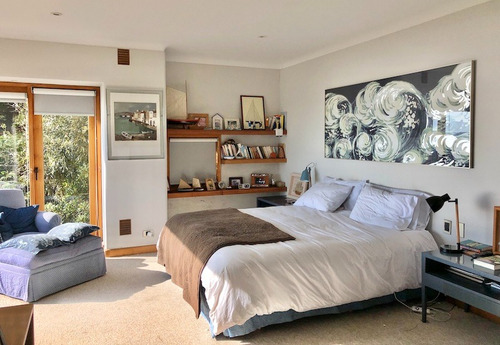 Sólida Casa En Venta En Primera Línea De Zapallar