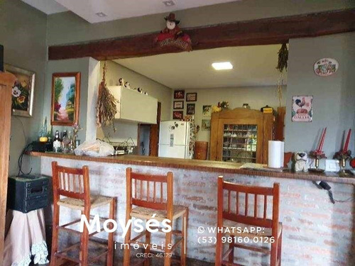 Imagem 9 de 12 de A4038 - Espaçoso Apartamento Próximo À Igreja Da Luz Em Pelotas - Ed. Calhandra