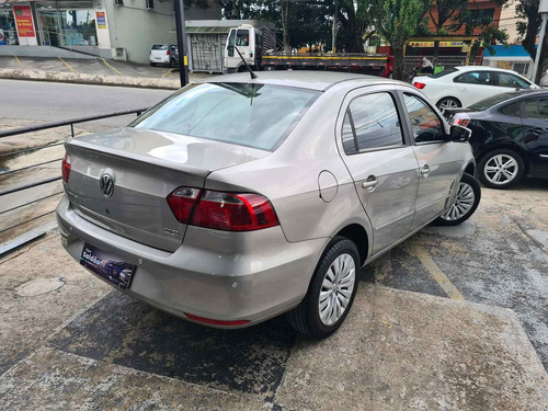 Imagem 4 de 9 de Volkswagen Voyage 1.6 Mi Comfortline 8v Flex 4p Manual