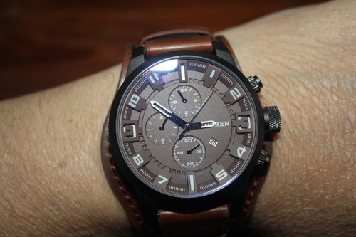 Relogio Curren 8225 Couro Bracelete E Fundo Marrom