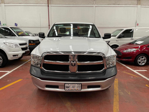 Imagen 2 de 11 de Dodge Ram 1500 3.6 Regular Cab 2015