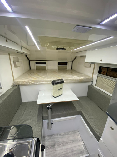 Camper Ag-240 Sobre Renault Alaskan - Silfred Motorhome