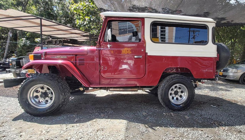 Toyota Land Cruiser Fj 2.0 Mt 267952 Km Rojo 4x4