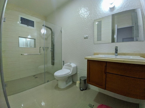Imagen 17 de 24 de Gabriel Rivas Vende Casa En Urb. Trigal Sur Valencia Cod: Atc-721
