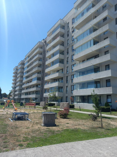 Vende Comodo Departamento. Condominio Parque Krahmer