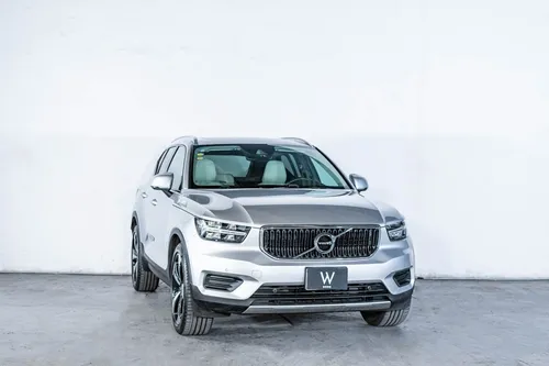 2019 Volvo Xc40 Momentum T4