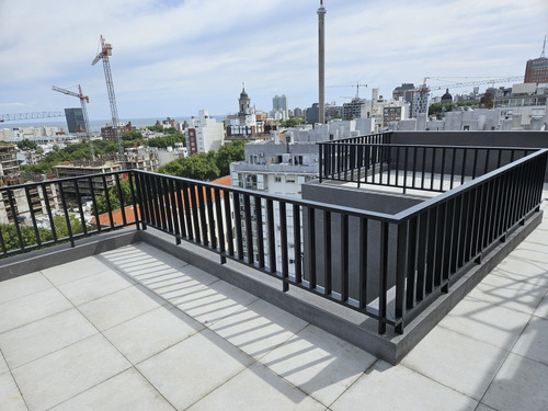 Estrenar Living Amplio Con Terraza Cocina Semi Integrada 2 Dormitorios Con Terrazas Baño Amplio Gge X 2 Autos ( Sum Parrillero Y Laundry)