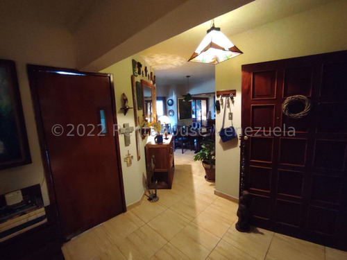 Imagen 12 de 14 de Gerybet Varela Rentahouse Mp 2217621 Avenida Bolivar Norte