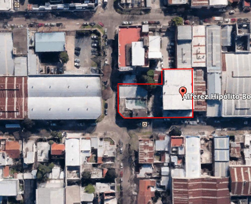 Establecimiento Industrial De 1350 M2 Cubiertos, Con Salida A Dos Calles