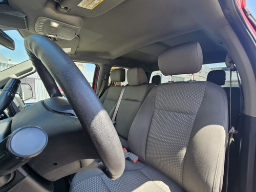 Ford F-150 XLT AT 4X2