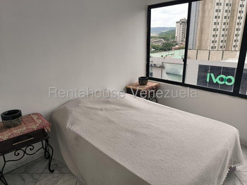 Venta De Apartamento. Mls 26-463, Ycl.