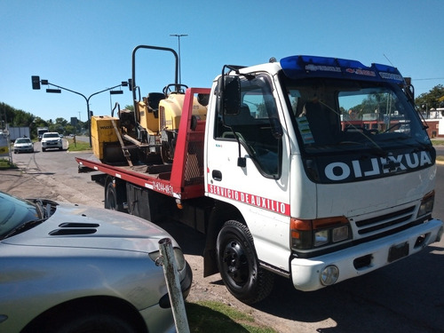 Grúa Auxilio Traslado De Vehículos Y Maquinarias