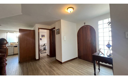 Casa De 780m2 Venta En Lomas De La Trinidad