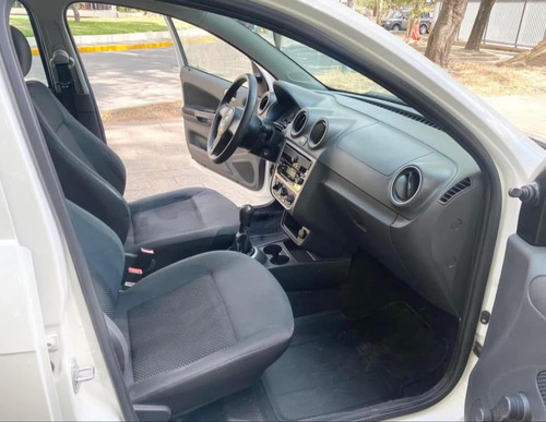 Volkswagen Gol 1.6 Gl Mt 5 p