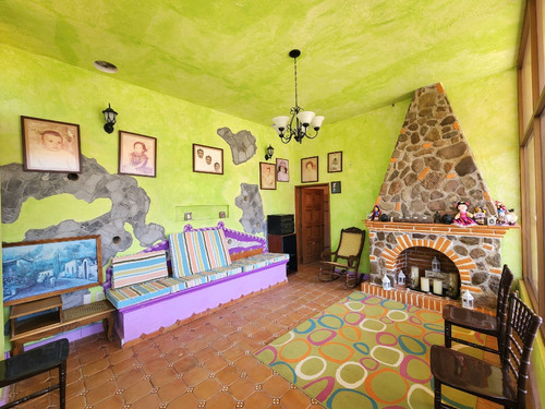 Casa De Hospedaje Ó Airbnb En El Centro Del Pueblo Mágico De Bernal! Am