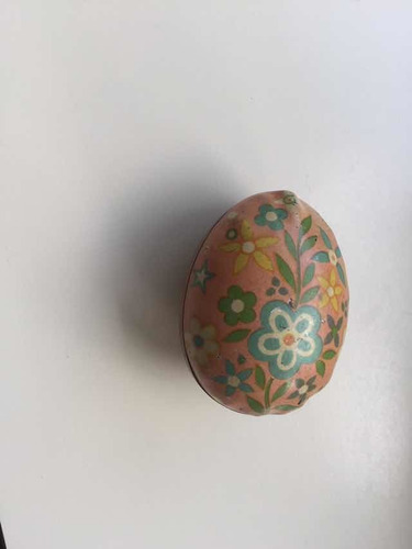 Molde Antiguo Para Pequeño Huevo De Pascua (Usado)