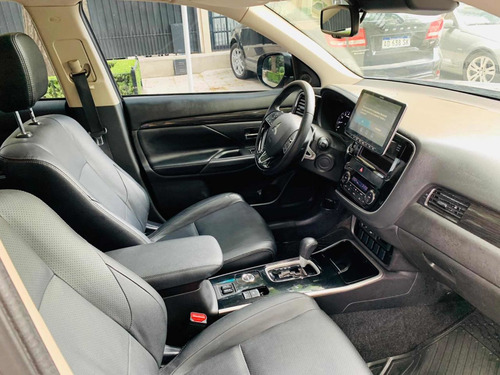 Mitsubishi Outlander 2.4 Gls 169cv 2017