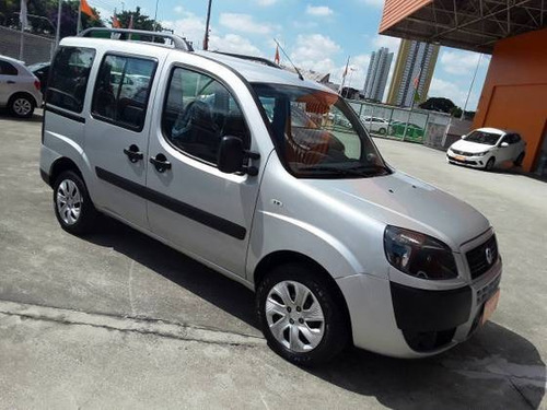 Imagem 5 de 9 de Fiat Doblò 1.8 Mpi Essence 7l 16v Flex 4p Manual