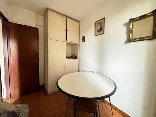 Venta De Departamento 4 Ambientes En Av Independencia 2500