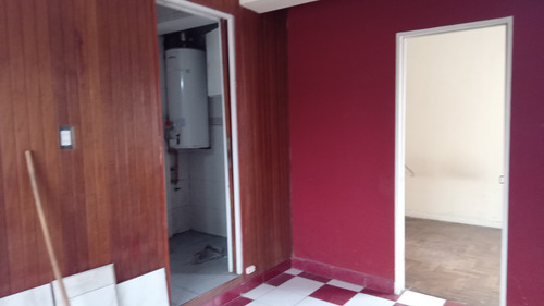 Departamento Ambientes Amplios En Alquiler