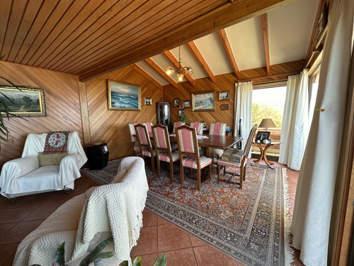 Casa En Primera Linea Con Increíble Vista Al Mar 10.000mts2