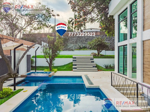 Venta De Casa En El Fracc. Manantiales, Cuernavaca, Morelos...clave 4238