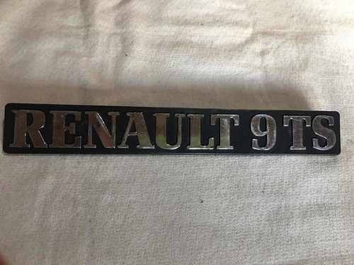 Insignia Baúl Renault 9 Ts