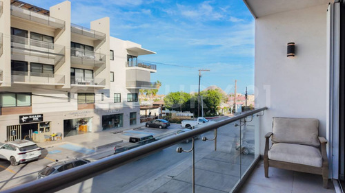 Los Cabos, Departamento En Venta A 5 Minutos De La Marina En Cabo San Lucas