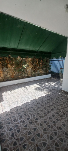 Vendo Casa En La Castellana