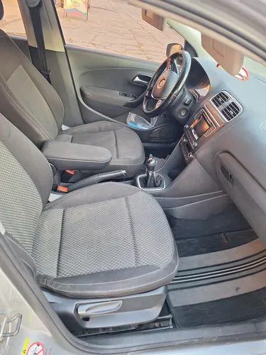Volkswagen Vento 1.6 Highline Mt