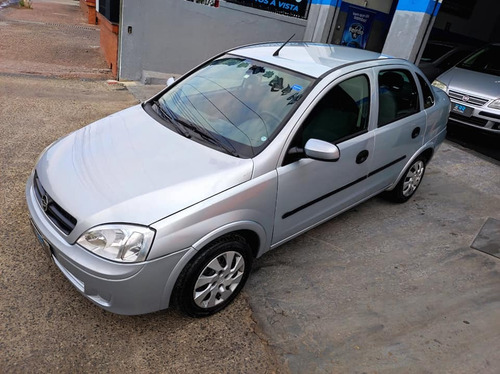 Chevrolet Corsa Sedan 1.8 Maxx Flex Power 4p
