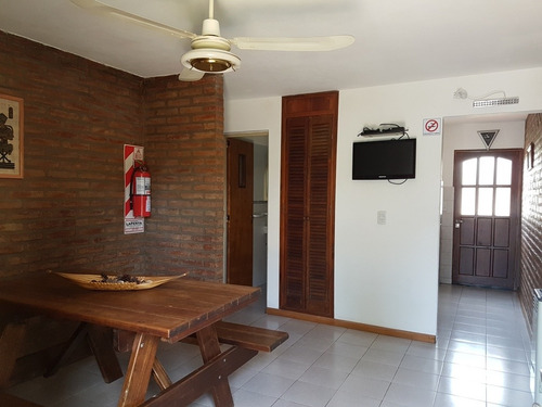 Complejo En Venta En Villa Carlos Paz, Frente Al Balneario