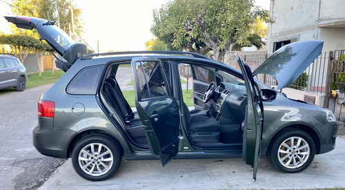 Volkswagen Suran 1.6 Highline 101cv