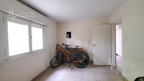 Chalet En Maschwitz Centro Con Excelente Lote
