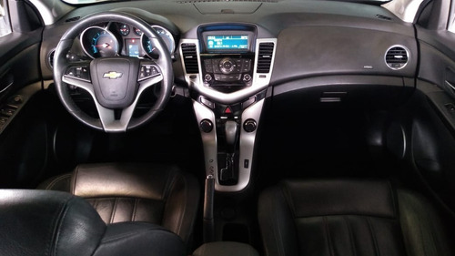 Imagem 9 de 10 de Chevrolet Cruze 1.8 Lt 16v Flex 4p Automático 2016