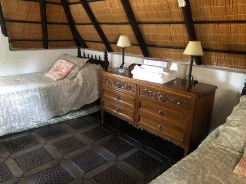 Imagen 20 de 24 de Casa Punta Del Este Lugano Con Piscina Climatizada- Blancanieves