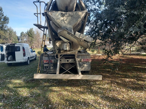 Imagen 8 de 12 de Iveco Mixer Hormigonero 12000 Km