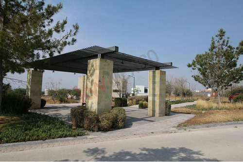 Venta Terreno Qro La Espiga, Oportunidad De Inversión, Doble Seguridad, Escriturado, Fray Junipe...