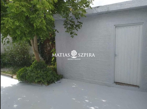 Casa En Venta En Merlo