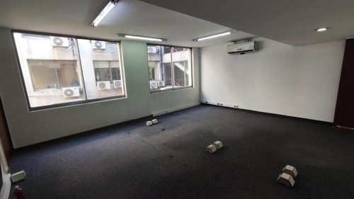 Imagen 5 de 14 de Venta / Alquiler De Oficina De 8 Ambientes En Calle Corrientes Al 1386