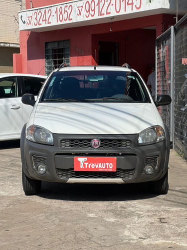 Fiat Strada 1.4 Hard Working Cab. Dupla Flex 3p